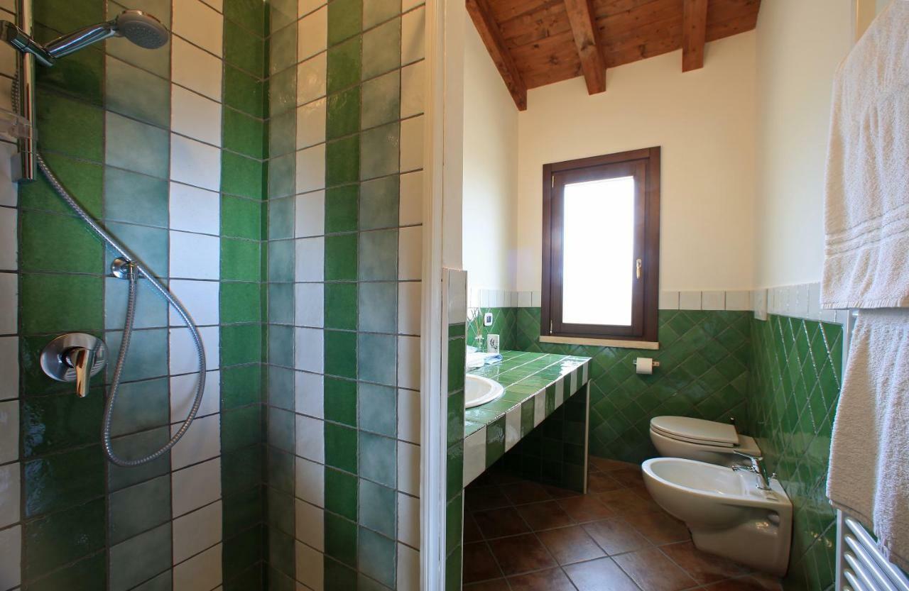 Casale Madeccia Vendégház Sonnino Kültér fotó